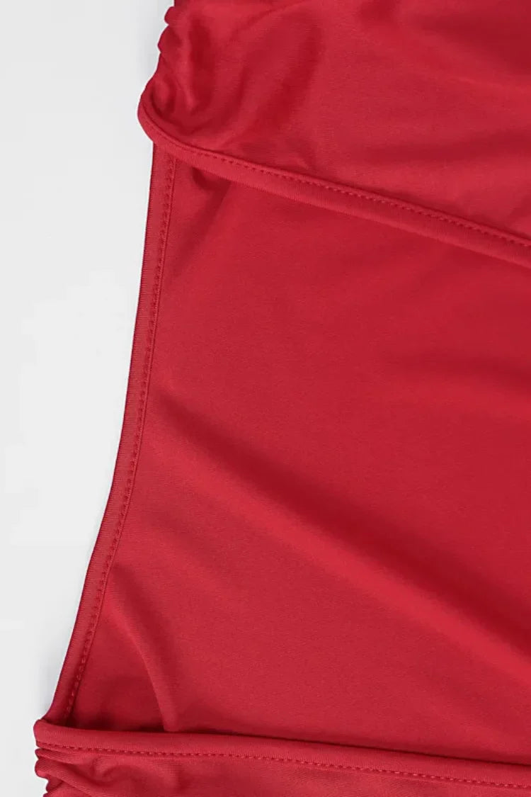 Vestido Vermelho Franzido com Fenda – Modelo Helena