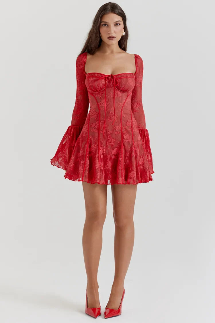 Vestido Curto de Renda – Modelo Maisa
