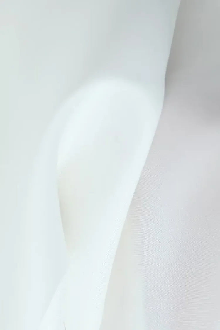 Vestido Curto com Manga de Renda – Modelo Amélie