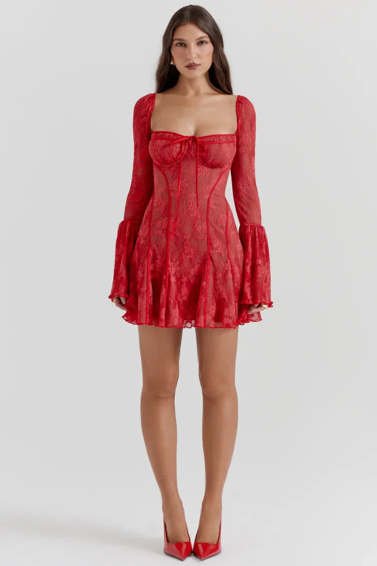 Vestido Curto de Renda – Modelo Maisa
