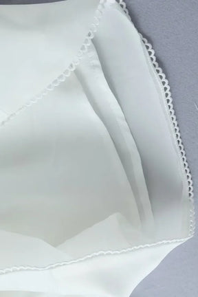 Vestido Curto com Manga de Renda – Modelo Amélie
