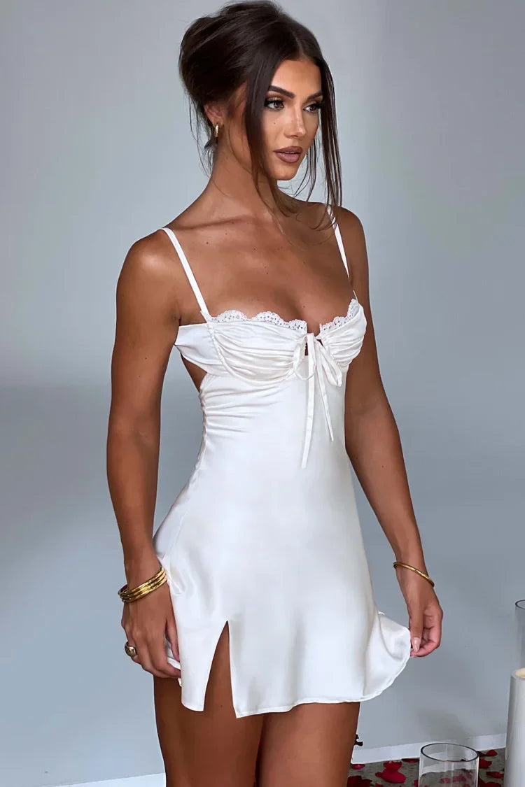 Vestido Curto de Cetim – Modelo Isadora