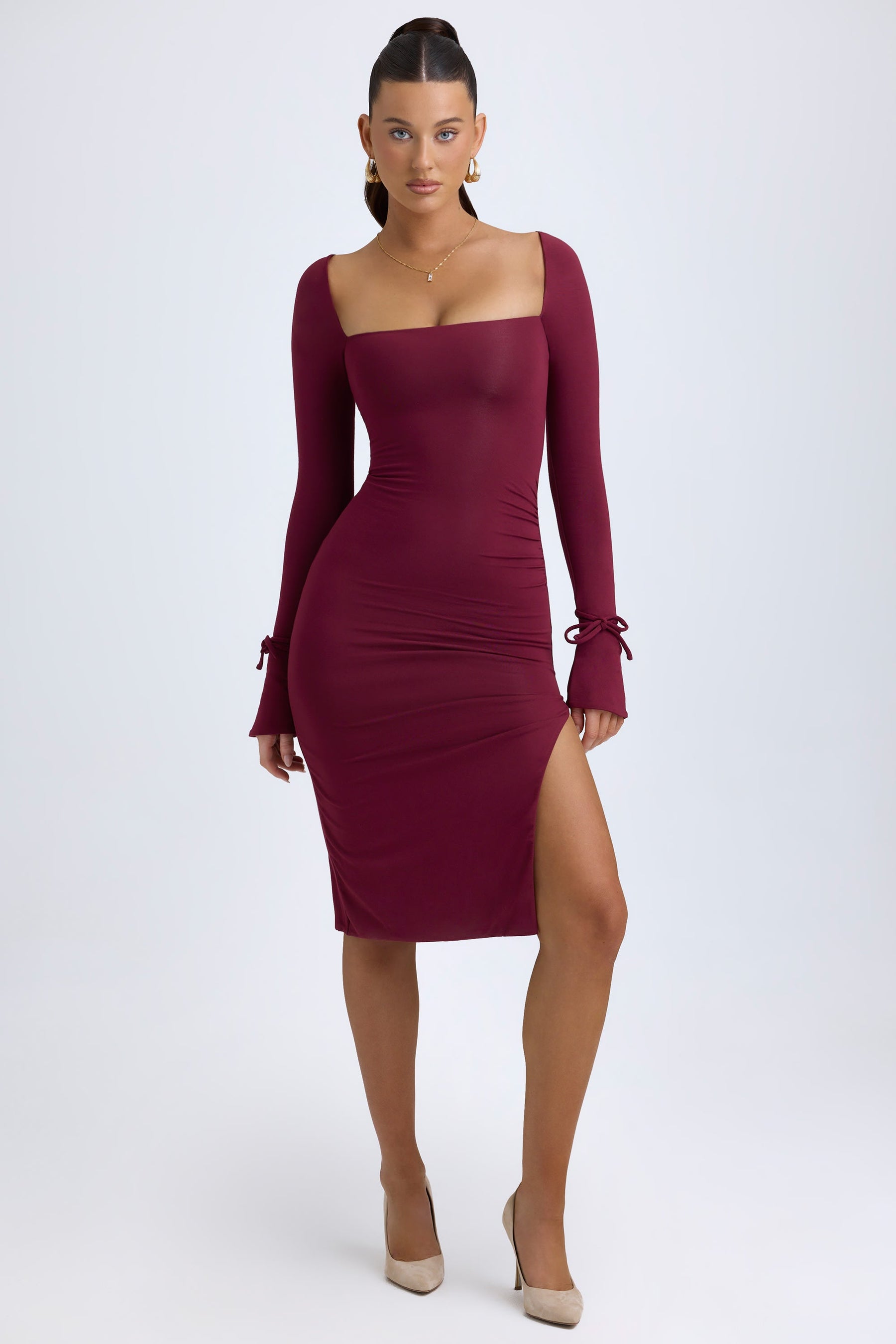 Vestido Midi com Decote Quadrado em Vinho